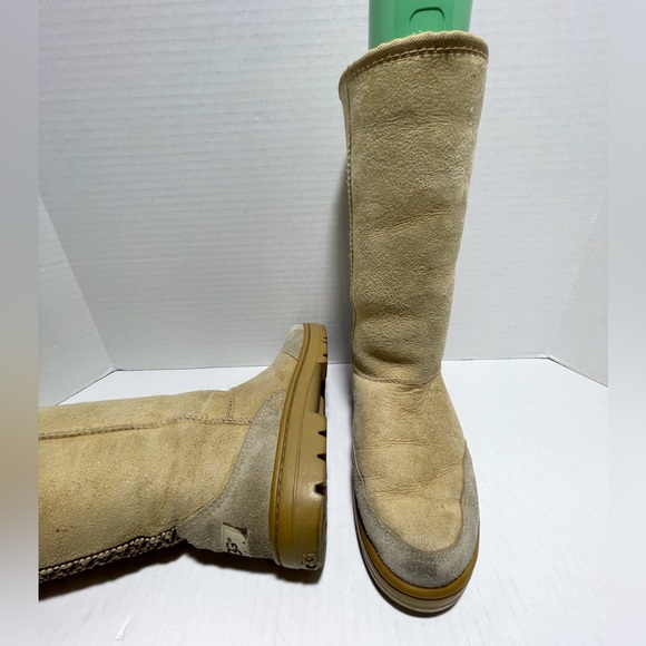 UGG Australia 5340 Tall Braid Winter Boots - Picture 11 of 14